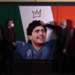 Napoli, De Laurentiis e Osimhen inaugurano il murale alla stazione ‘Stadio Maradona’