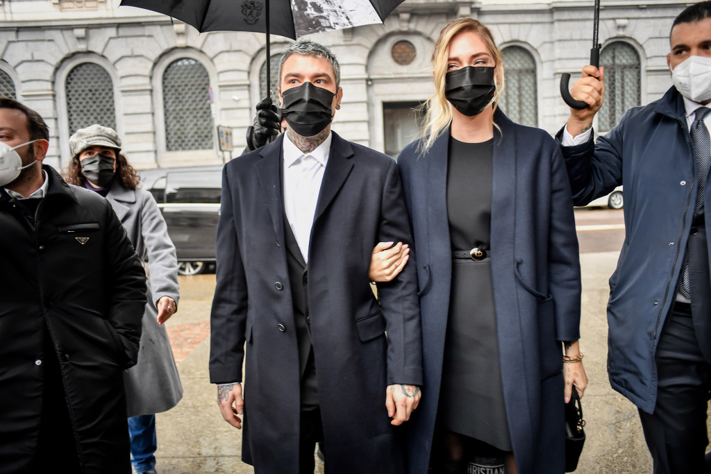 Galleria foto 'Fedez e Chiara Ferragni arrivano a Palazzo Marino per ricevere l’Ambrogino d’oro' - foto 5