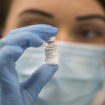 Vaccino anti-Covid per ricchi, al 14% della popolazione mondiale il 53% delle dosi