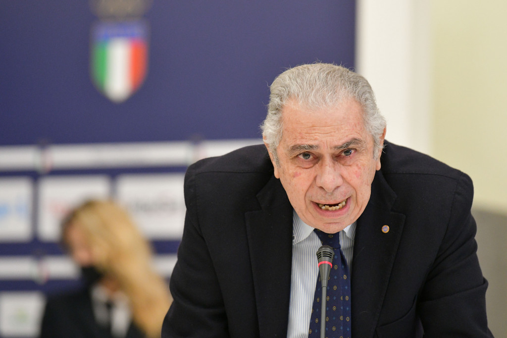 Galleria foto 'CONI: Cerimonia di Premiazione Concorsi Letterari e Giornalistici' - foto 9