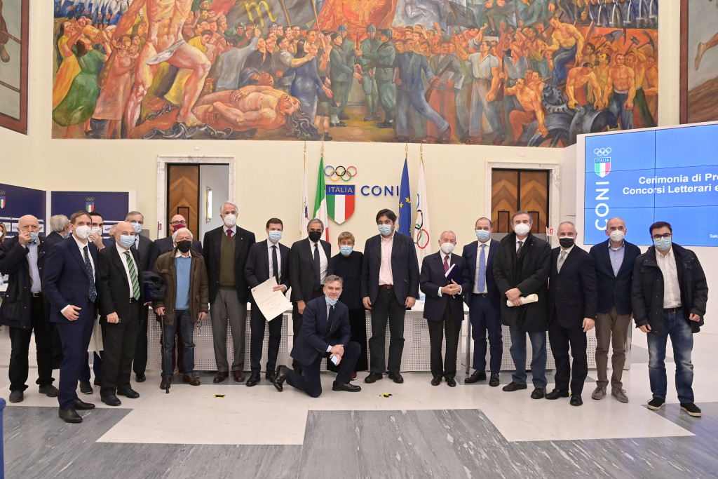 Galleria foto 'CONI: Cerimonia di Premiazione Concorsi Letterari e Giornalistici' - foto 15