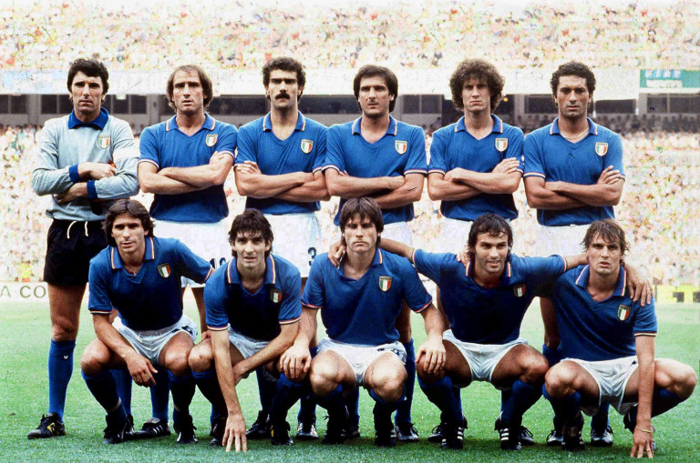 È morto Paolo Rossi: le foto della storica vittoria del Mundial ’82 | GALLERY