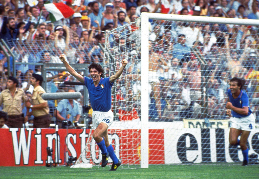 Galleria foto 'È morto Paolo Rossi: le foto della storica vittoria del Mundial ’82 | GALLERY' - foto 5