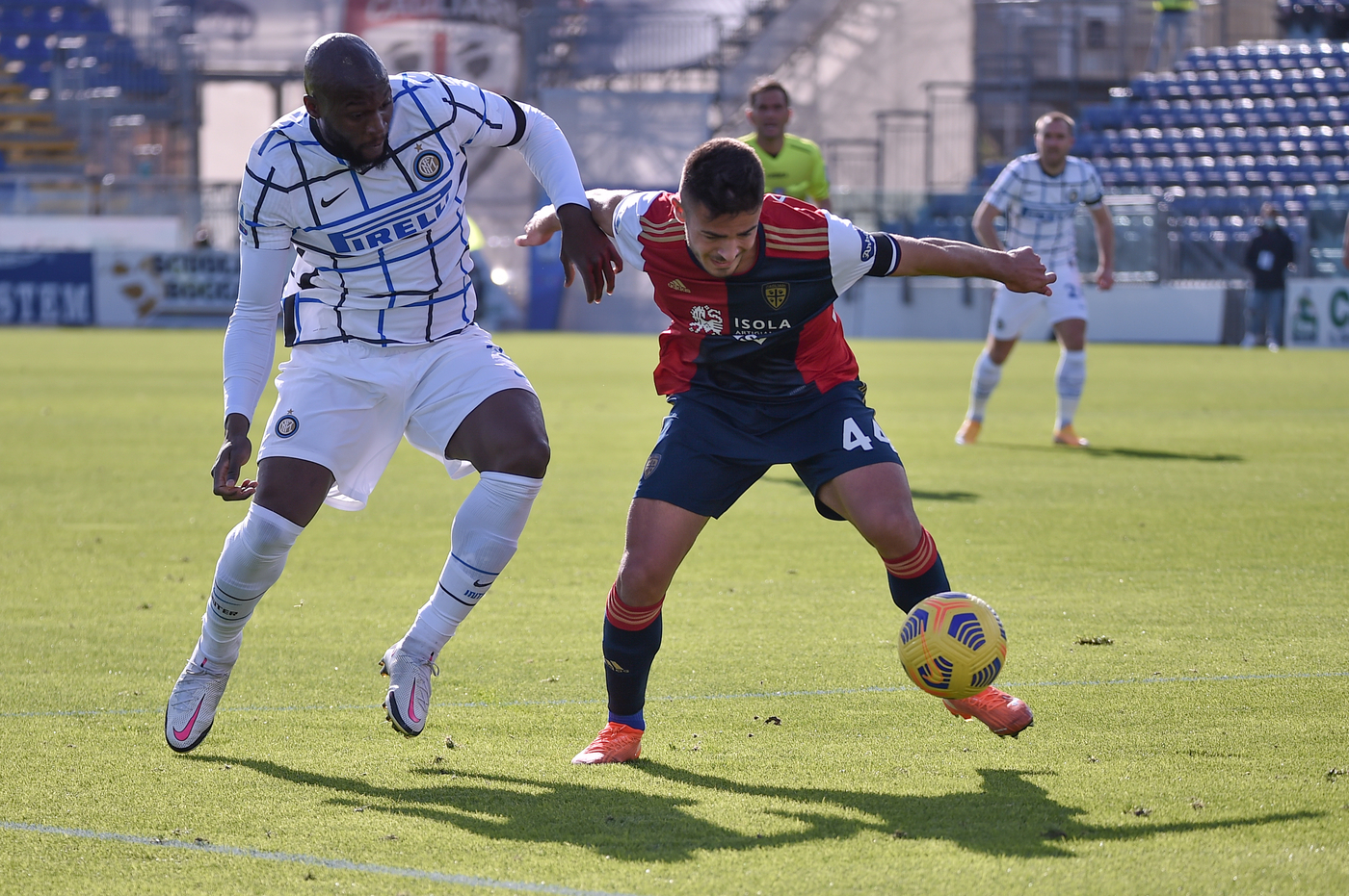 L’Inter sconfigge 3-1 il Cagliari in rimonta L’Inter sconfigge 3-1 il Cagliari in rimonta