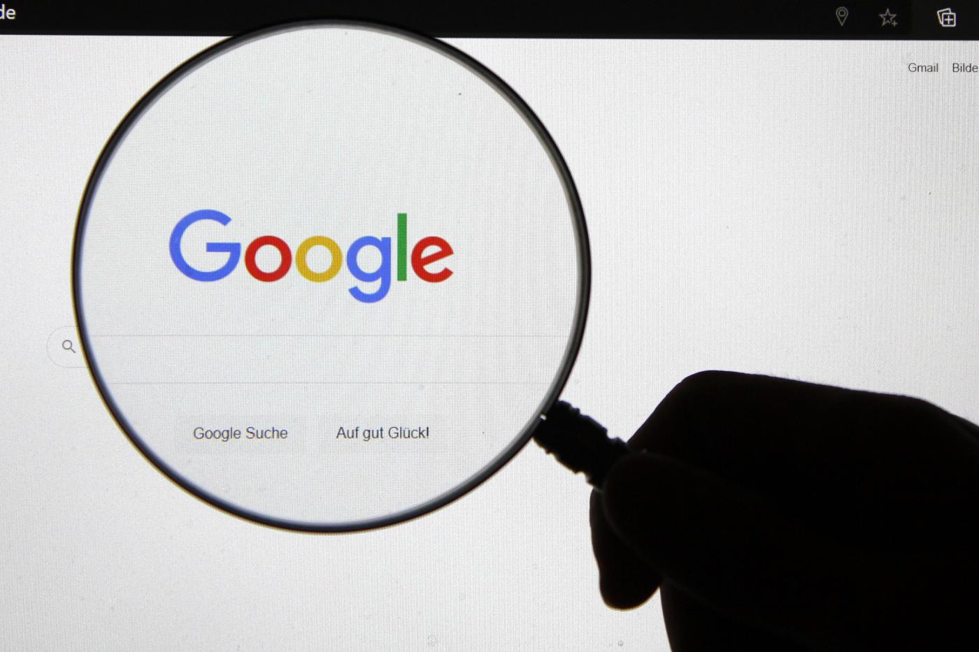 Google down: problemi su alcuni servizi come Youtube e Drive Google down: problemi su alcuni servizi come Youtube e Drive