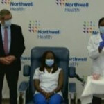 Covid, a New York infermiera tra i primi vaccinati