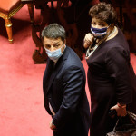 Crisi di governo, Renzi: “Non vogliamo poltrone, aiuteremo su scostamento di bilancio”
