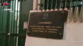 Torino, minorenne rapina una donna in strada in pieno giorno: identificato dalle telecamere di sorveglianza