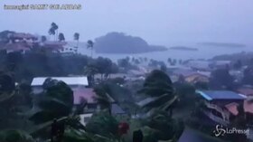 Ciclone Yasa si avvicina alle Fiji: venti fino a 250 km/h