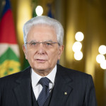 Mattarella: “Pandemia impone di non chiuderci in noi stessi. Con vaccini segni di speranza”