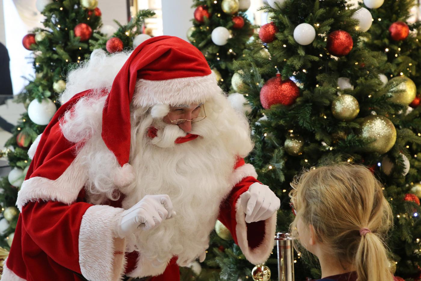 Oggi decisione su Natale: verso lockdown misto. Zaia in Veneto anticipa stretta Oggi decisione su Natale: verso lockdown misto. Zaia in Veneto anticipa stretta