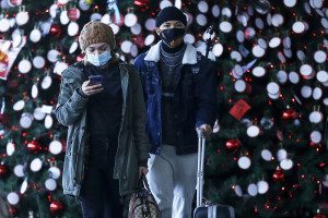 Coronavirus, si avvicinano gli spostamenti per le vacanze di Natale
