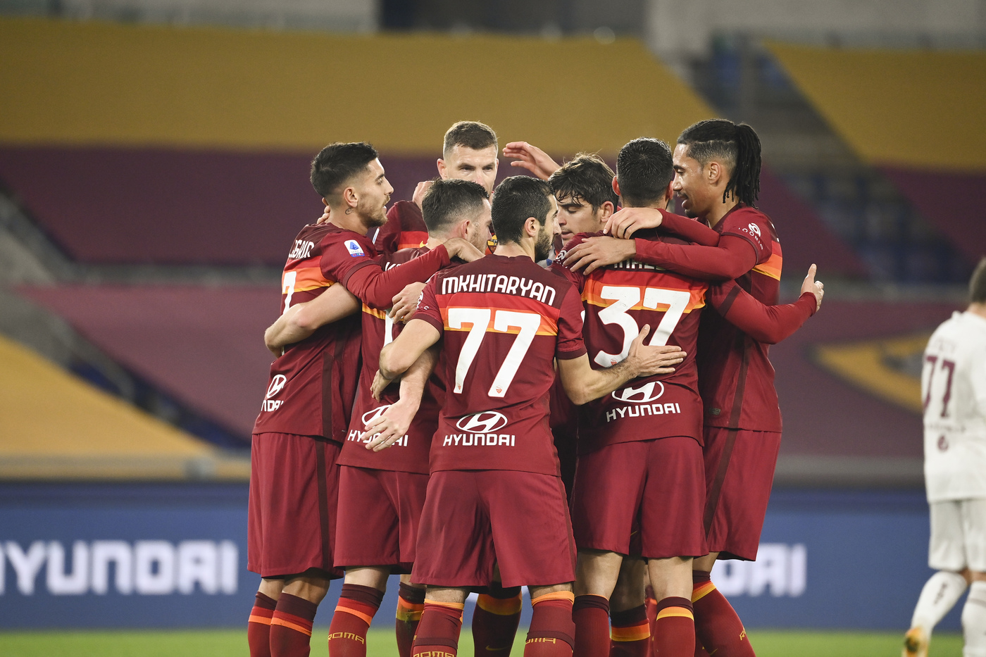 Calcio, la Roma fa tris e vola al terzo posto. Il Toro non si rialza