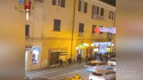 Violano norme anti-covid durante festa in casa, 20 giovani sanzionati