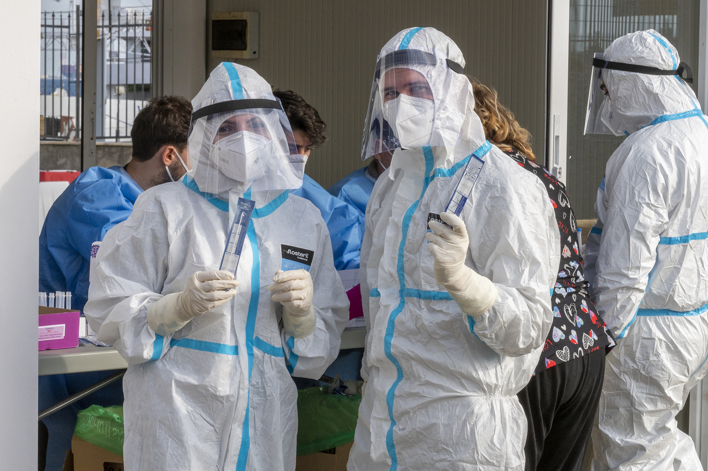 Coronavirus, tamponi Drive-In a Messina per le persone in arrivo in Sicilia per le vacanze natalizie