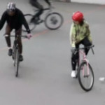 Ucraina, si gioca a bike polo nelle strade di Kiev
