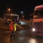 Nuova variante covid: Francia vieta tutti gli arrivi da Gb compresi tir, caos alle frontiere