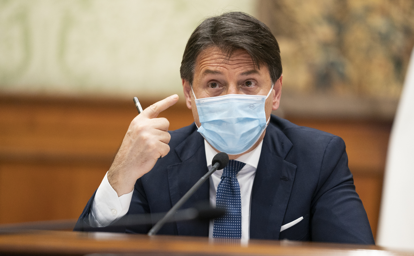 Governo, Conte: “Crisi non nelle mie mani, nessuno ora chiede rimpasto” Governo, Conte: “Crisi non nelle mie mani, nessuno ora chiede rimpasto”