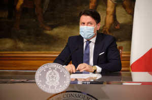 Palazzo Chigi, conferenza stampa di Giuseppe Conte su Decreto Natale