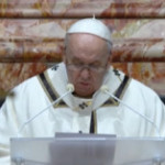 Messa di Natale, Papa Francesco: “Gesù nato scartato perché ogni scartato è figlio di Dio”