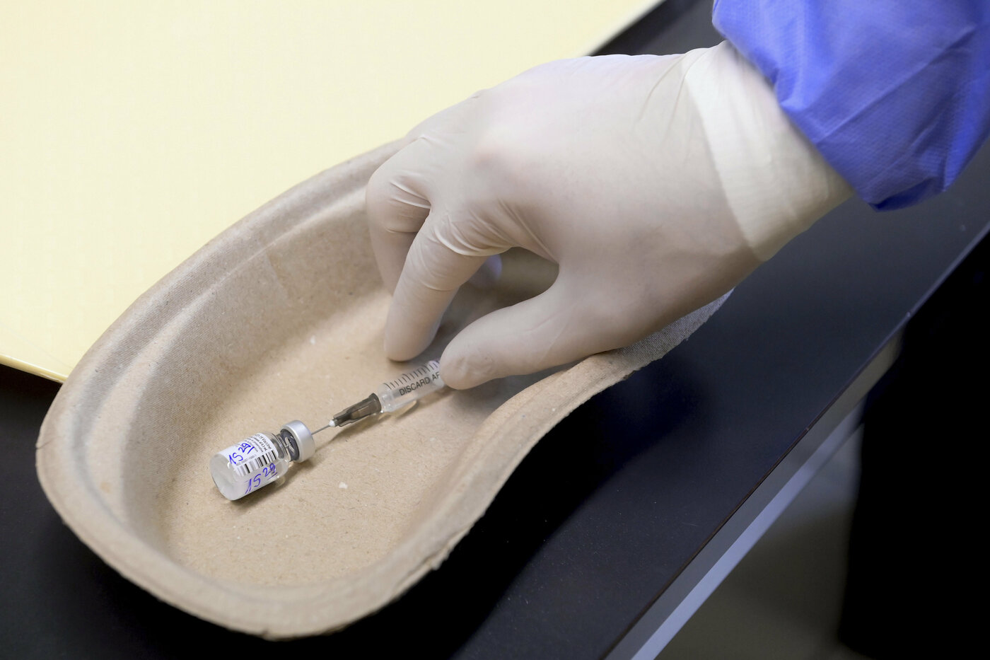 V-Day, in Italia e in tutta l’Ue al via le somministrazioni del vaccino Pfizer-BioNtech