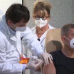 V-day, Europa inizia a vaccinarsi: tra i primi premier ceco Babis