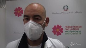 V-Day, infettivologo Bassetti: “Vaccinarsi è un grande atto d’amore”