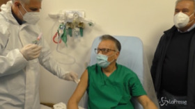 V-day: a Reggio Calabria prima dose a covid manager Mangano