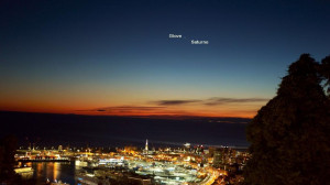 Genova, fotografata la stella cometa sopra la città