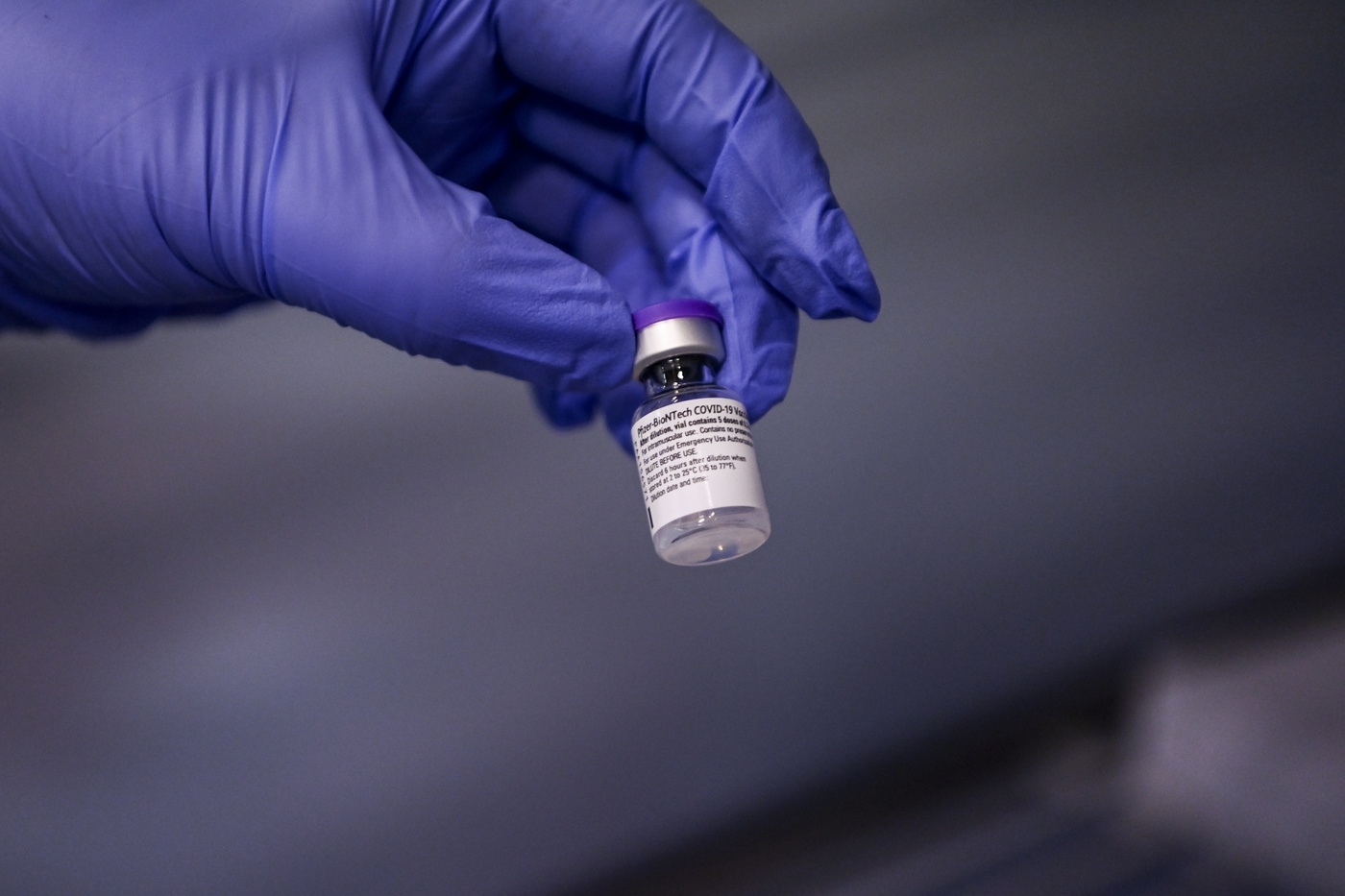 Coronavirus, inizia l’era del vaccino. Si attende Moderna. Iss: Continuare con altre misure Coronavirus, inizia l’era del vaccino. Si attende Moderna. Iss: Continuare con altre misure