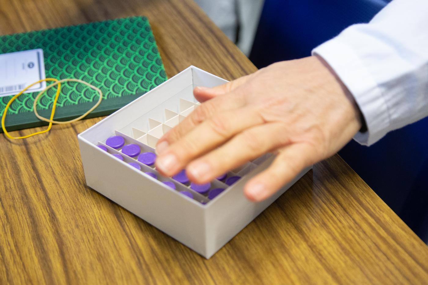 Arcuri: “In arrivo stasera carico settimanale vaccini”