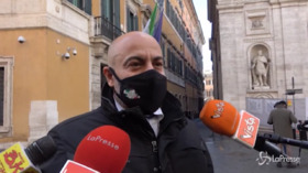 Covid, Paragone: “Si scordino l’obbligatorietà del vaccino”