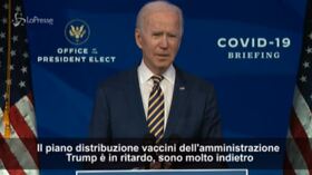 Biden critica Trump su piano vaccini: “Se si continua così ci vorranno anni”