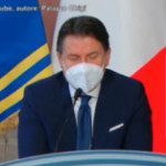 Vaccino, Conte: “Io lo farei subito, ma cercherò di rispettare le priorità”