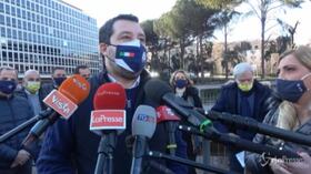 Salvini: “Mi aspetto un anno di ripartenza e che tanti italiani tornino a sorridere nel 2021”