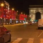 Capodanno, le strade deserte di Parigi