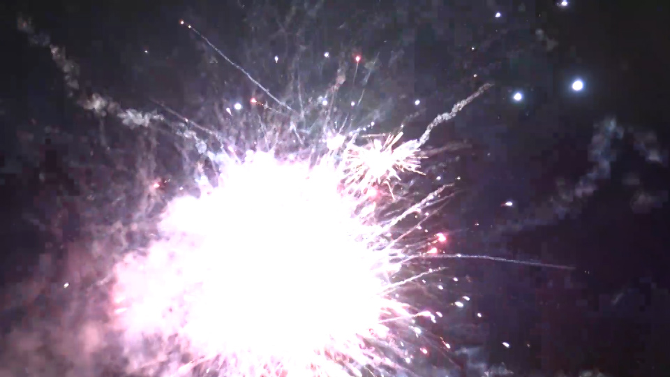 Botti di Capodanno: 13enne muore ad Asti, 79 feriti in tutta Italia