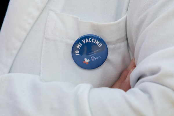 Continuano le vaccinazioni anti Covid in Italia