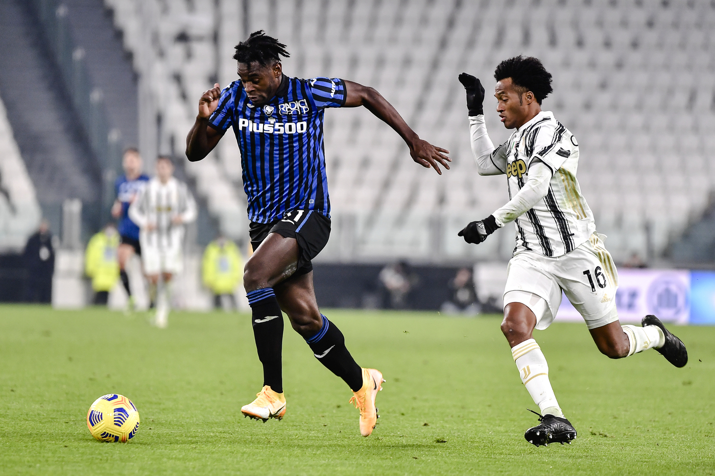 Covid: altro caso nella Juve, positivo anche Cuadrado