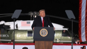 Trump attacca: “I dem non prenderanno la Casa Bianca”