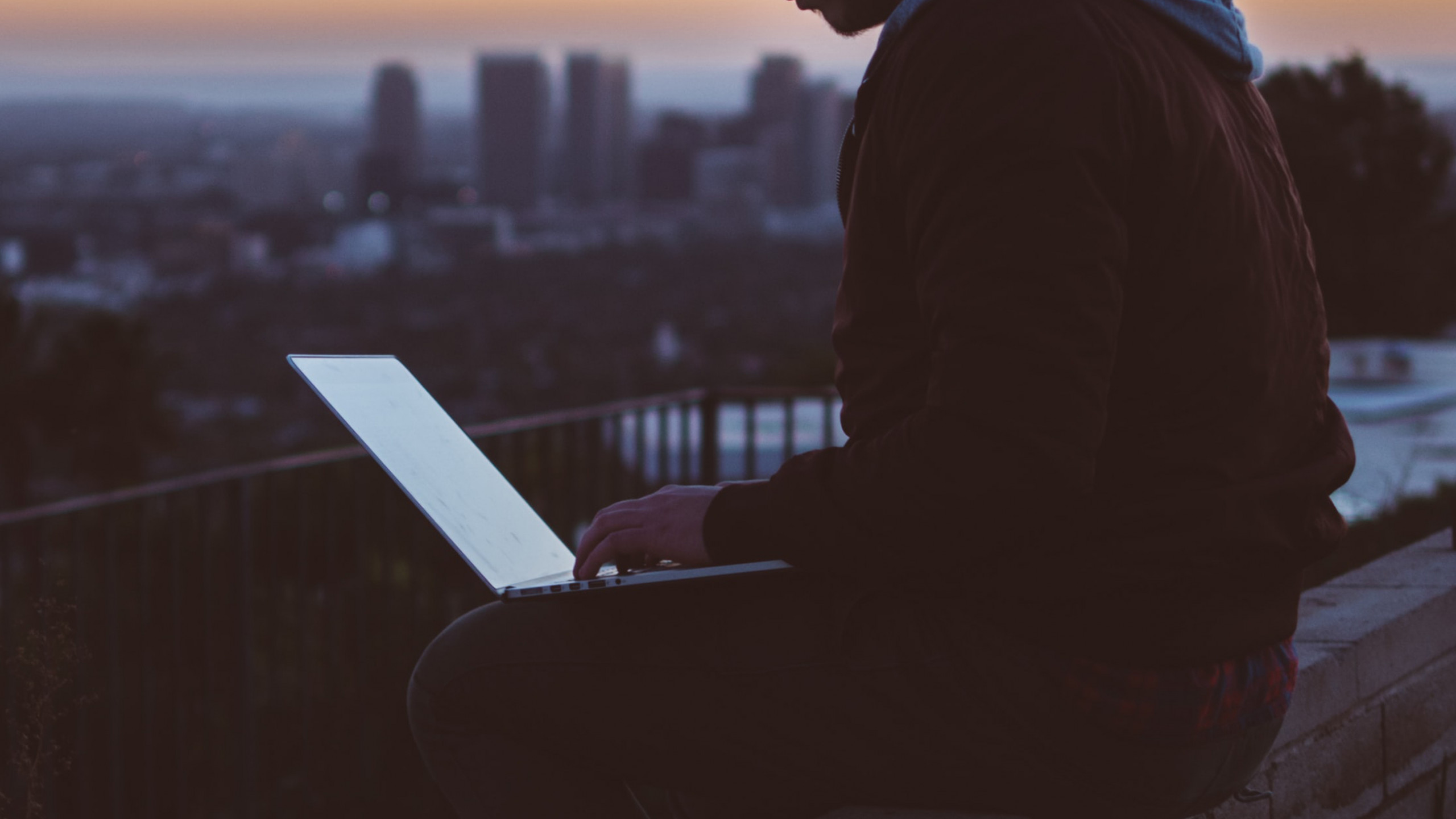 L’oroscopo di mercoledì 6 gennaio, Gemelli: migliora la situazione lavorativa