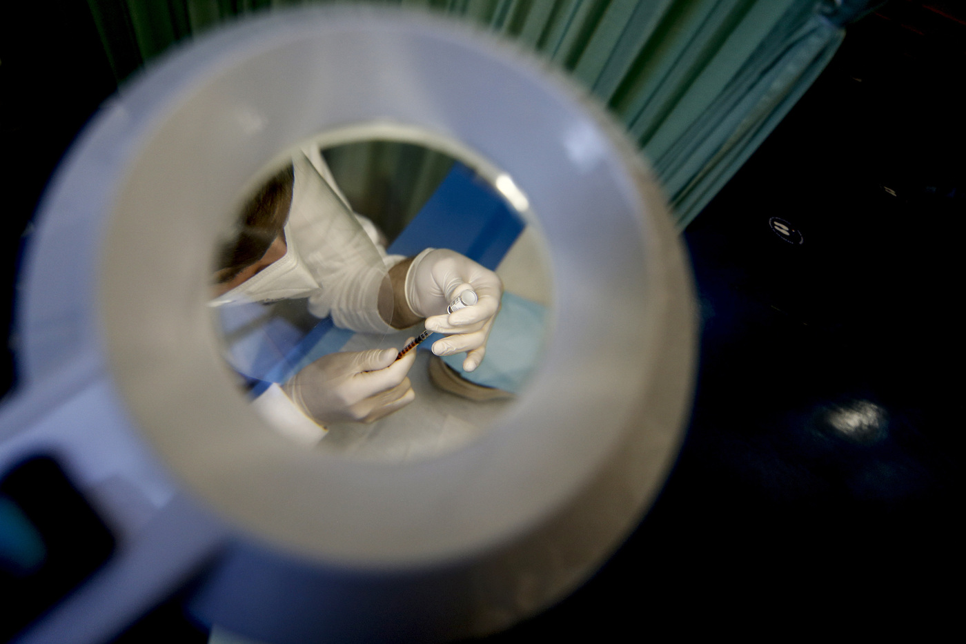 Vaccini, in Italia già 259 mila persone hanno ricevuto la prima dose