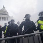 Usa, congresso riunito per ratificare vittoria Biden: proteste davanti a Capitol Hill