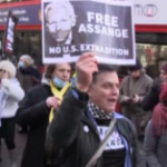 Londra, libertà su cauzione negata: Assange lascia il tribunale