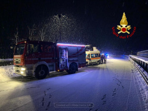 Piemonte, trovato morto conducente di un camion uscito di strada