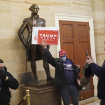 Irruzione a Capitol Hill dei manifestanti a favore di Trump