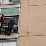 Coronavirus, i supereroi visitano i bimbi ricoverati all’Ospedale San Paolo di Milano