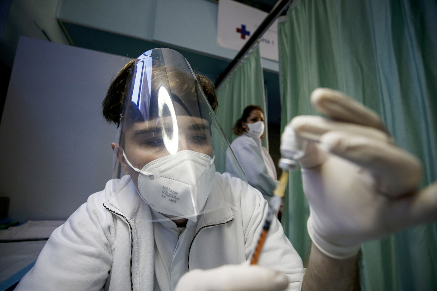 Vaccini, in Campania esaurite tutte le dosi Vaccini, in Campania esaurite tutte le dosi