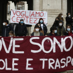 Scuola, superiori tornano in classe ma solo in tre regioni