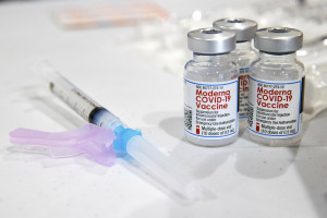 Vaccini, Moderna annuncia consegna ai paesi della Ue da oggi